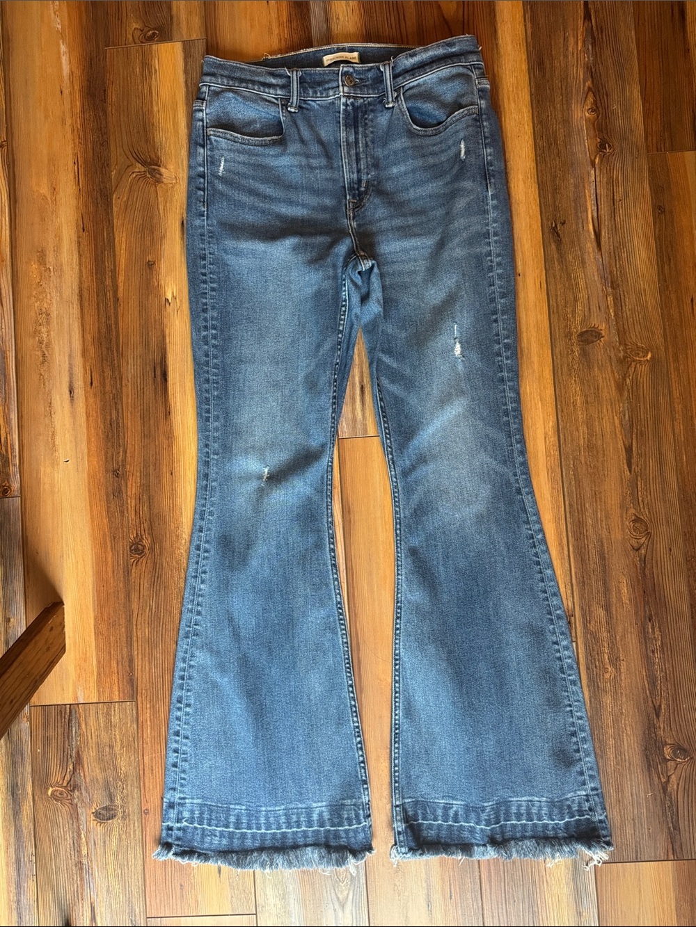 American Eagle high rise flare 10